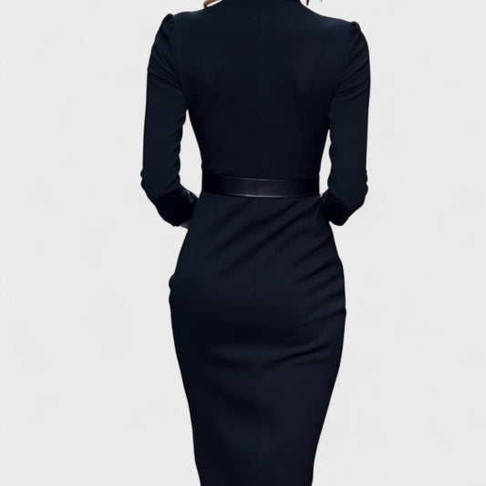 Elegantes Bleistiftkleid mit Gürtel für einen anspruchsvollen Stil