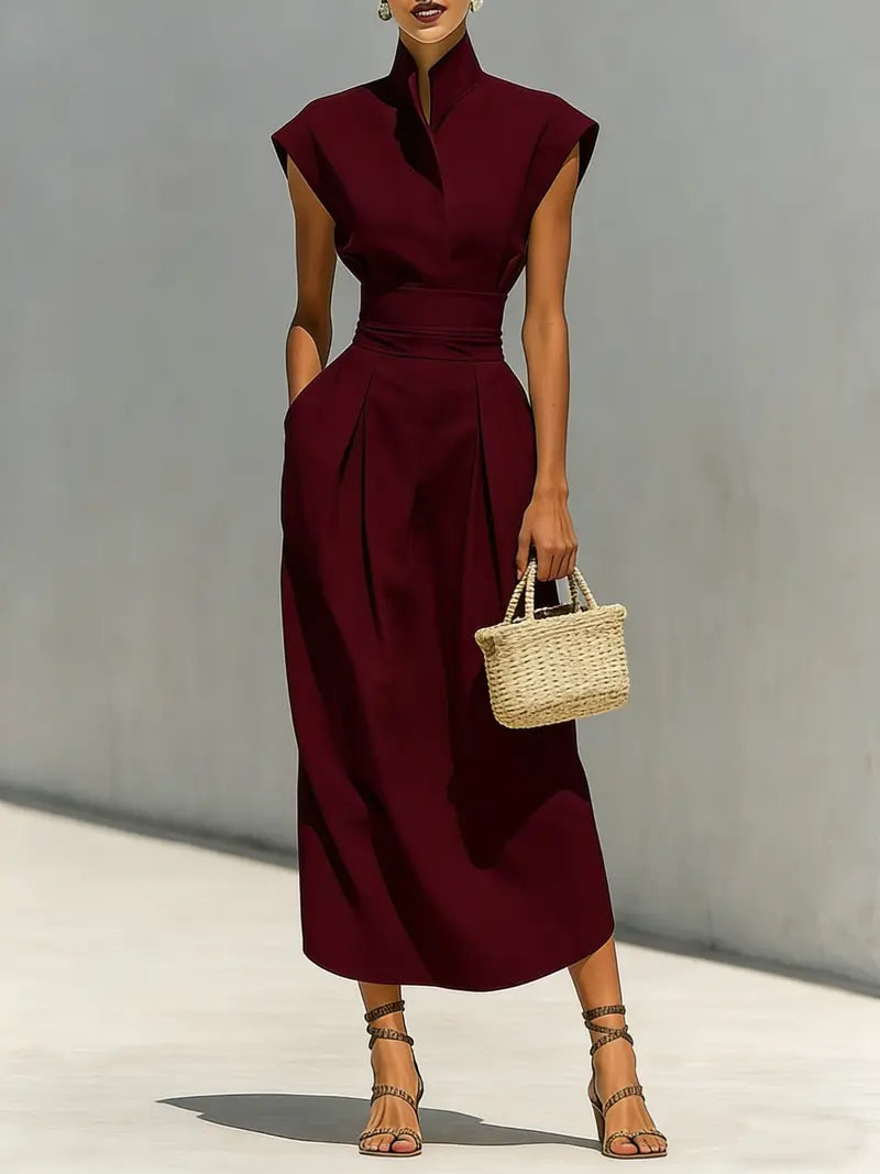 Strukturiertes asymmetrisches Plissiertes Midikleid