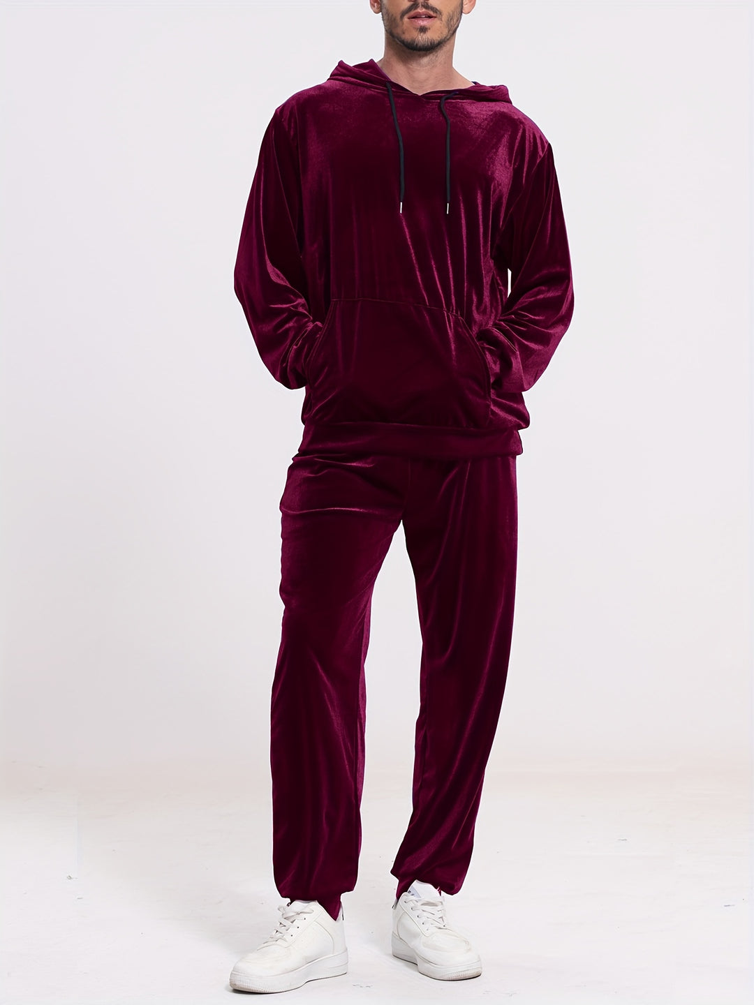 Zweiteiliges Kapuzenset mit Pullover und Hose für Herren