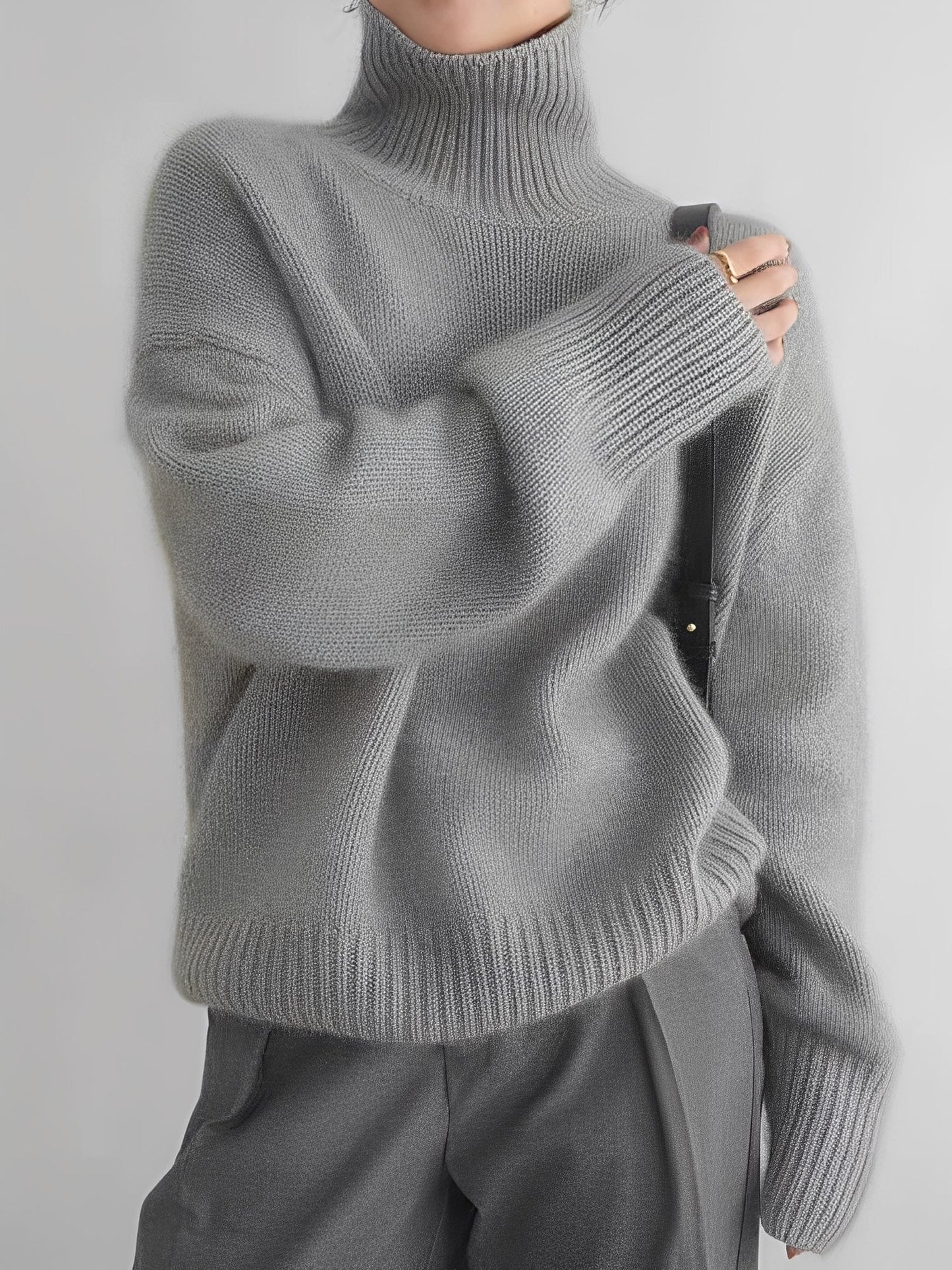 Eleganter Damen-Pullover aus Kaschmir mit Rollkragen