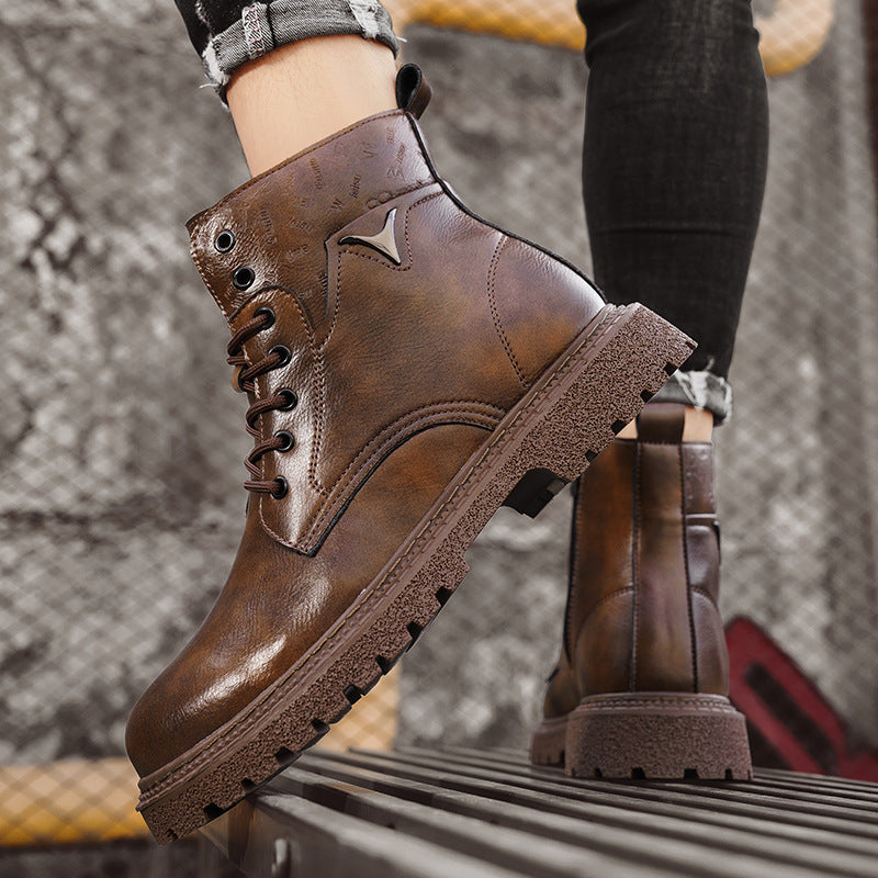 Schnürboots mit Reißverschluss und Profilsohle für Herren