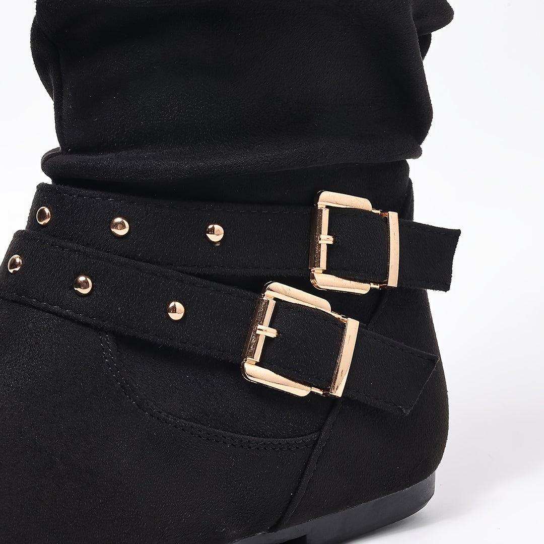 Kniehohe Stiefel mit Zierschnallen und flacher Sohle für Damen