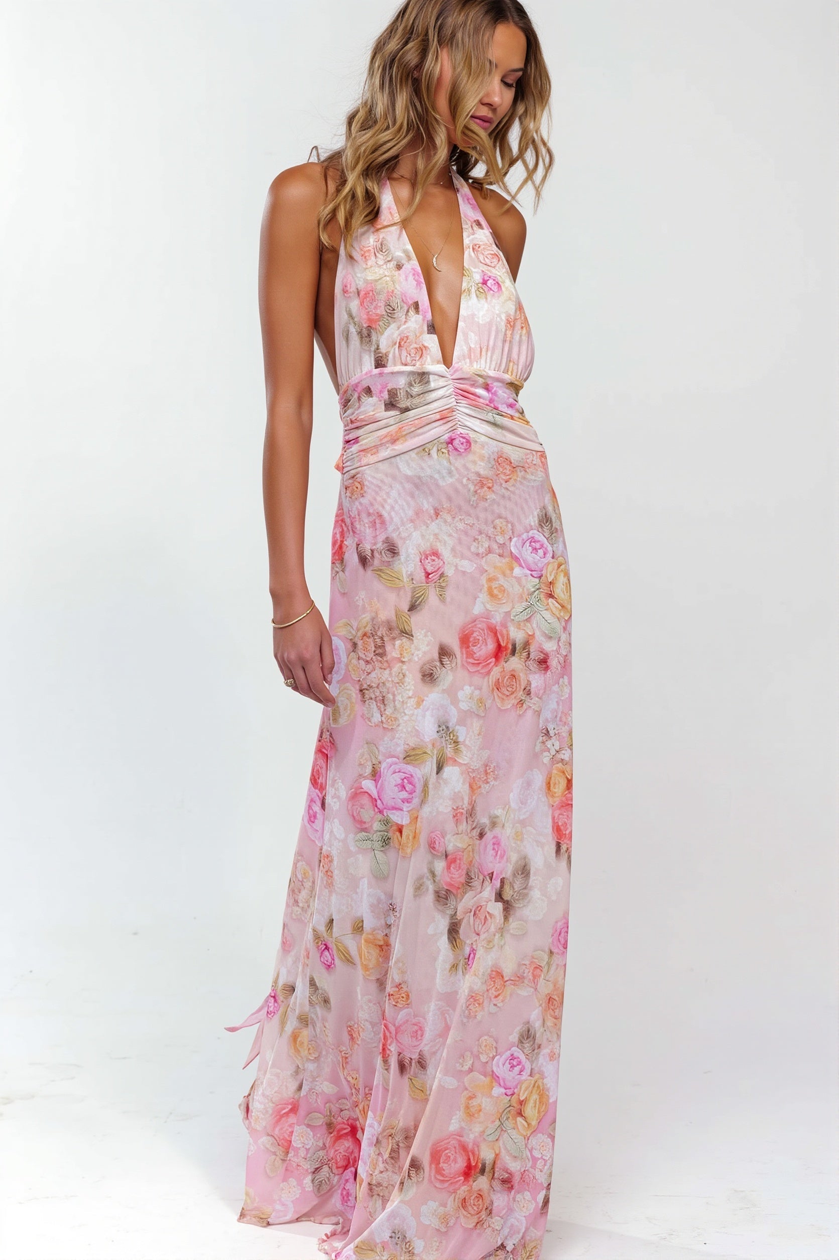 Damen-Maxikleid mit Print und Rückenausschnitt in Vorderansicht