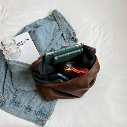 Vegane Leder-Hobo-Tasche mit Schulterriemen