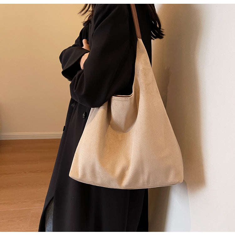 Schlichte Hobo Tasche für Damen