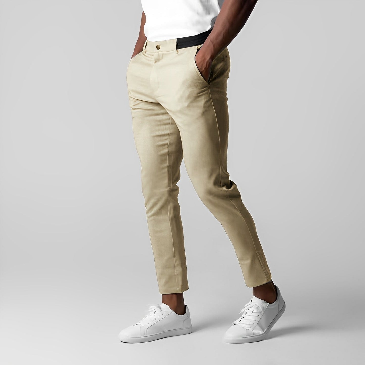 Herren Locker sitzende schmal geschnittene Chino-Hose