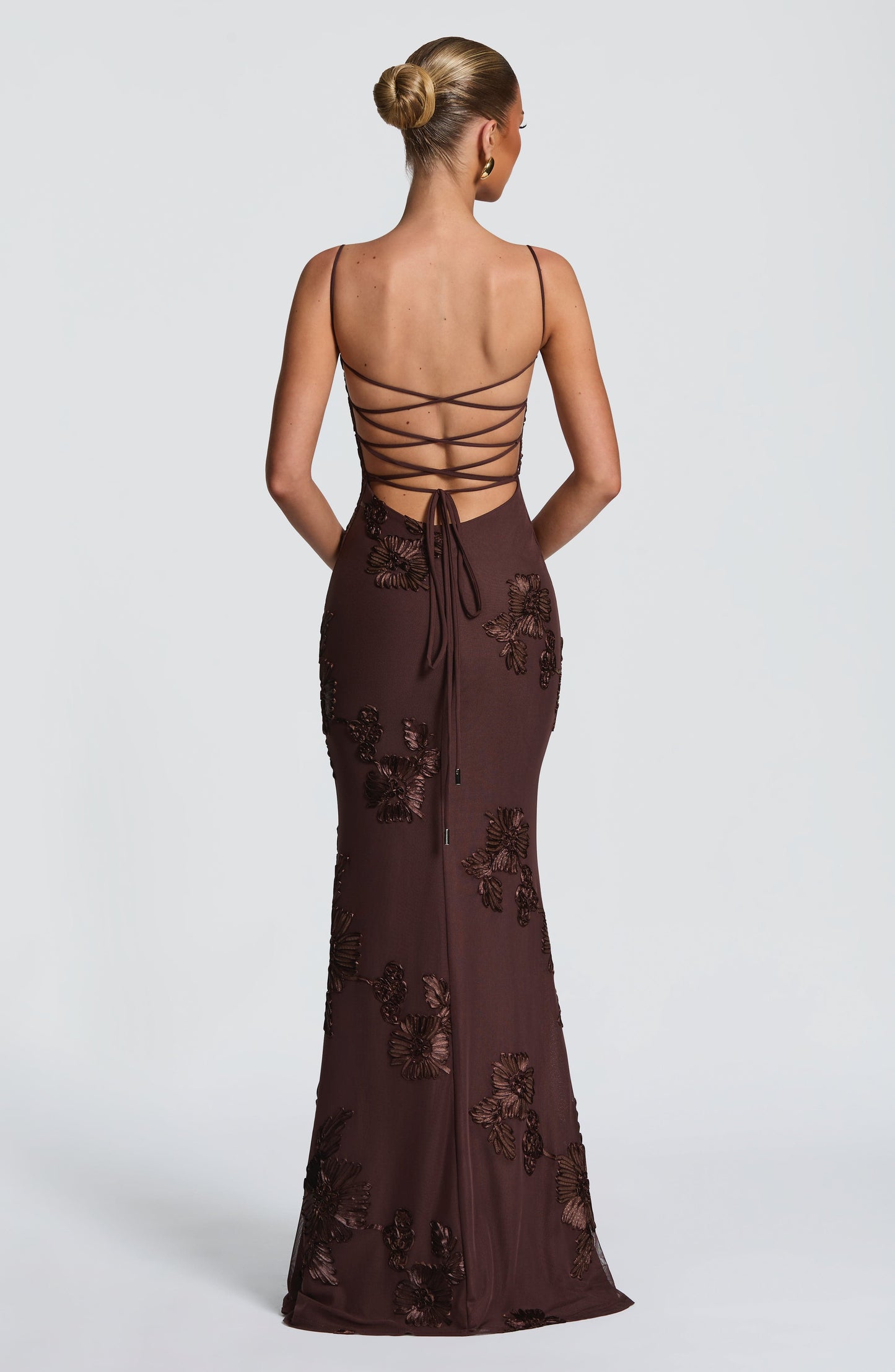 Maxikleid aus Velours mit herzförmigem Ausschnitt