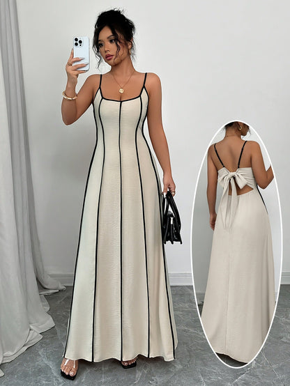 Ärmelloses Sommerkleid aus Viskose Beige