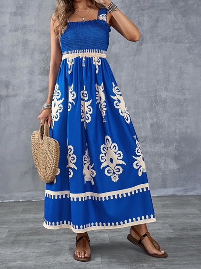 Maxikleid mit geometrischem Muster und Smok-Details