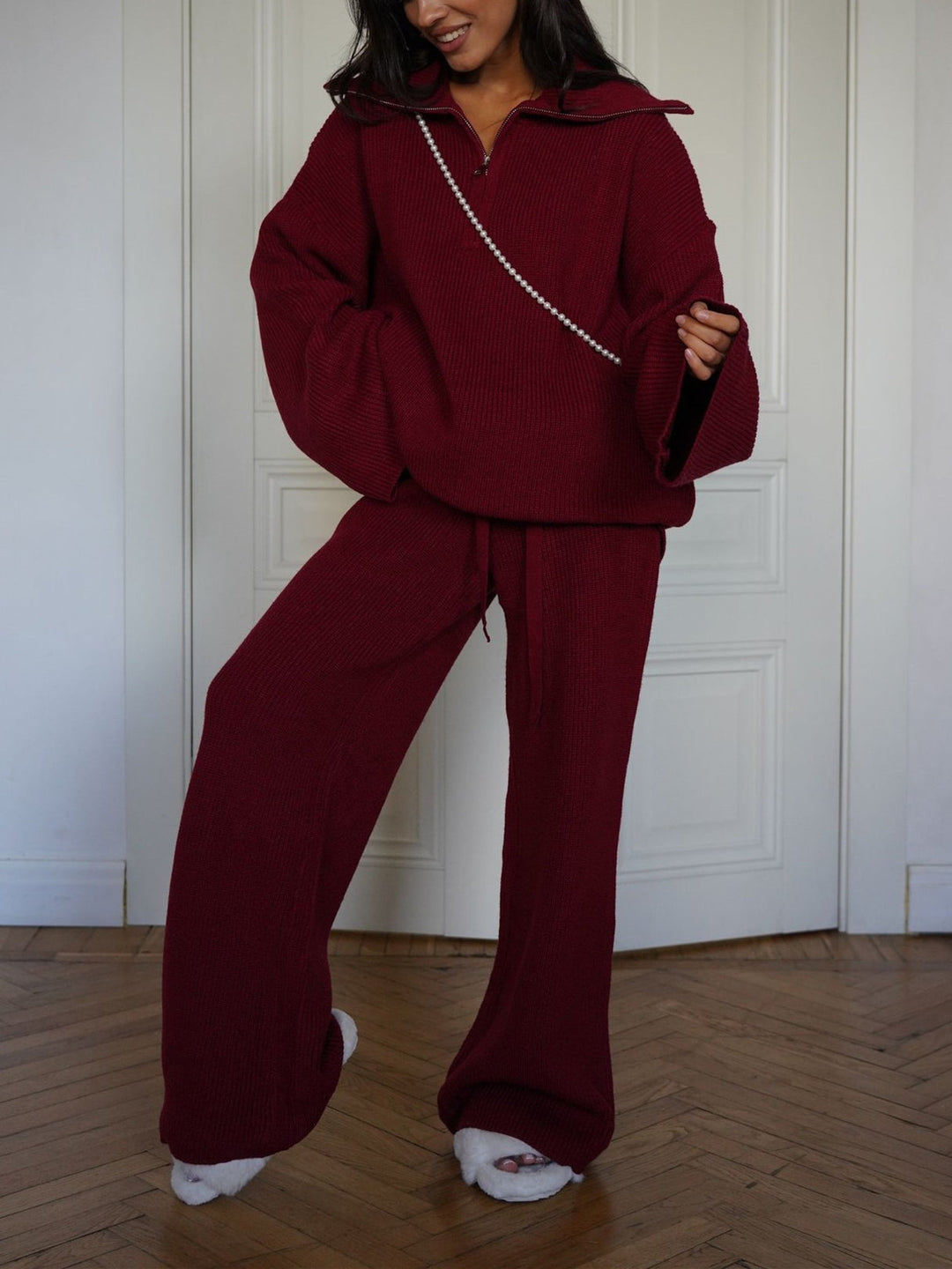 Damen Strick Set Zweiteilig In Bordeaux Mit Hohem Kragen