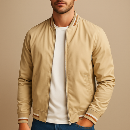 Herren Bikerjacke im urbanen Freizeitlook getragen vom Model