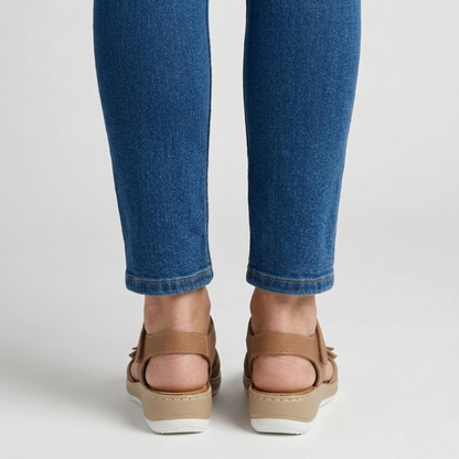 Damensandalen mit Blumenmuster und hohem Komfort