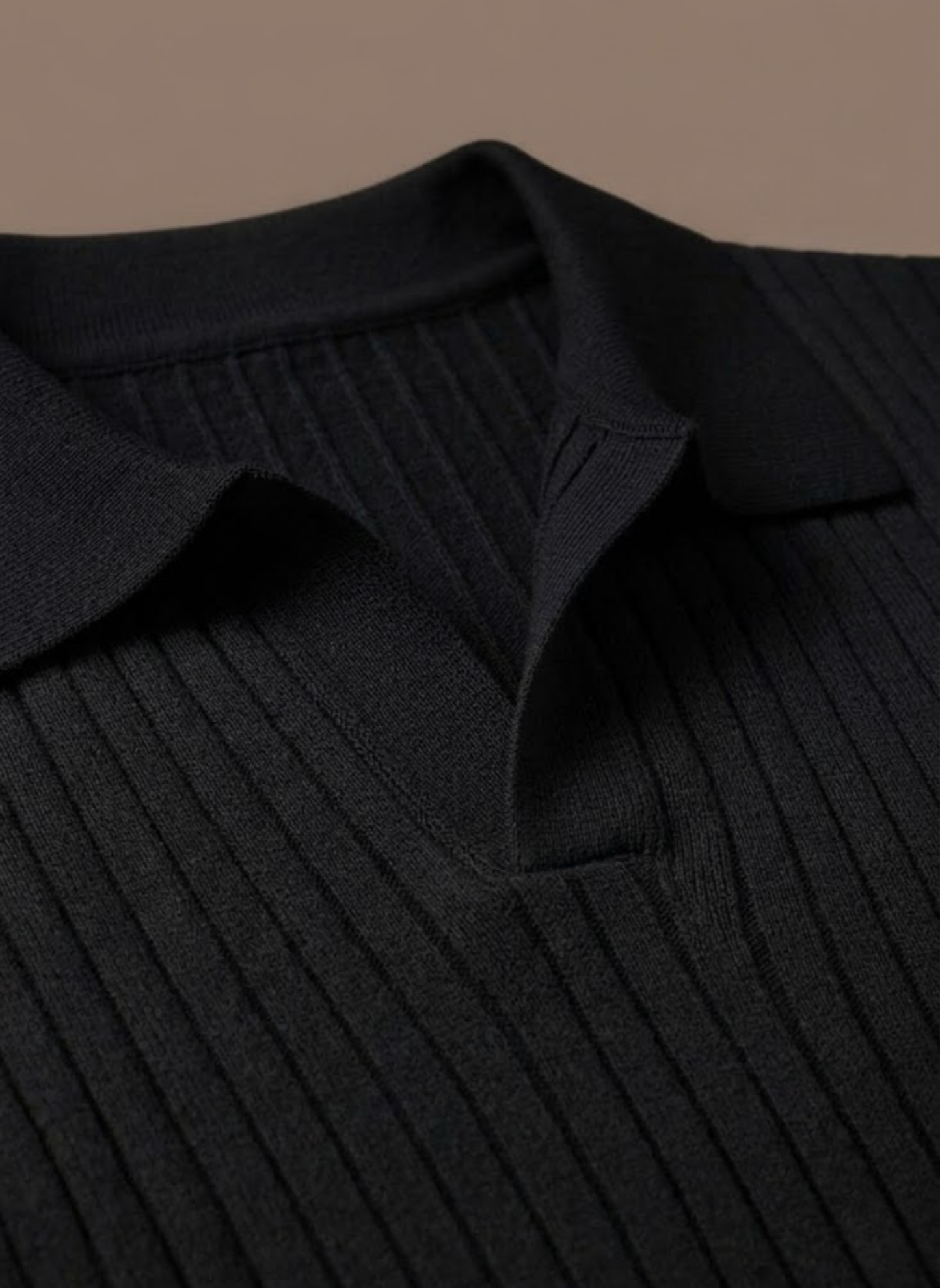 Leichtes Herren-Poloshirt aus Rippstrick