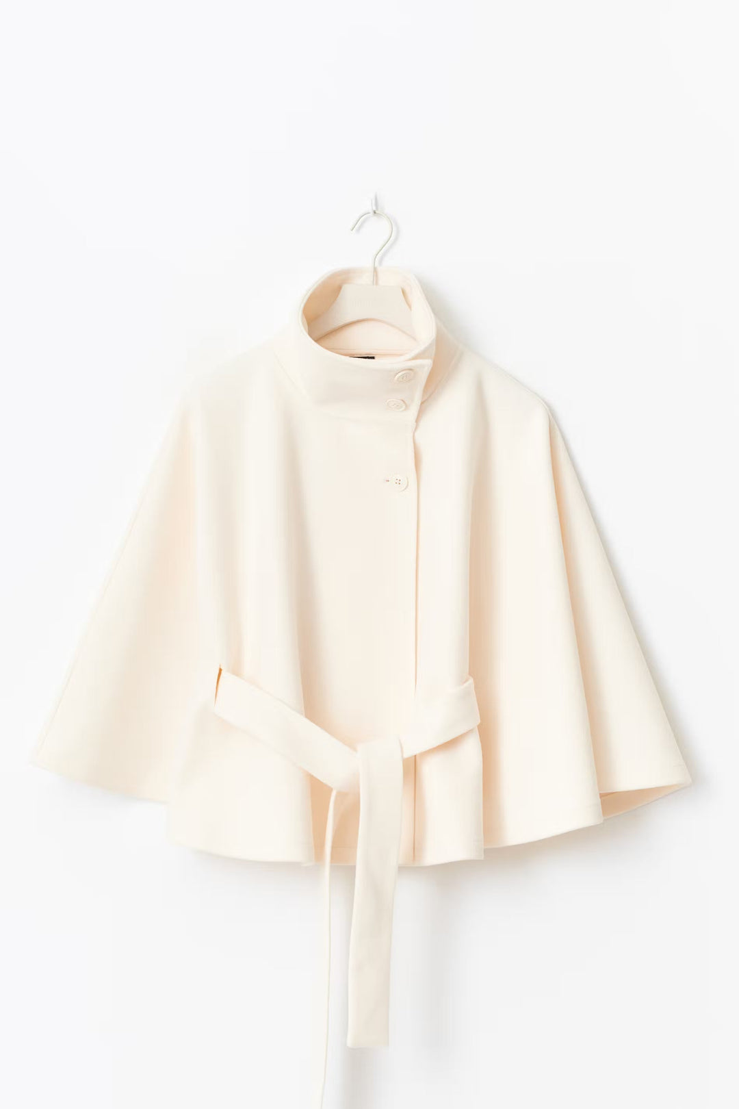 Damen Cape Jacke Mit Modernem Design