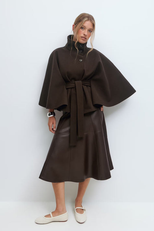 Damen Cape Jacke Mit Modernem Design