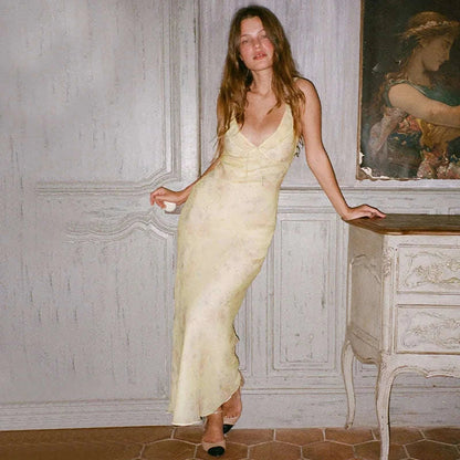 Florales Maxikleid mit tiefem V-Ausschnitt und offenem Rücken Sommerkleid
