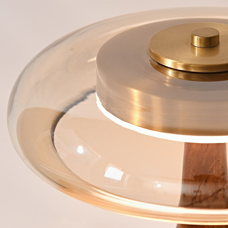 Tischlampe aus Holz und Glas im Vintage-Design