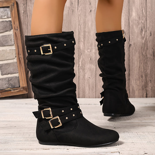 Kniehohe Stiefel mit Zierschnallen und flacher Sohle für Damen