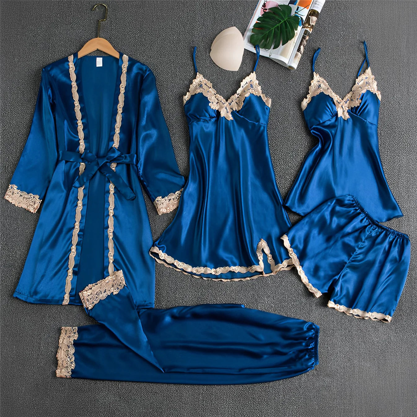 Luxuriöses Sexy Damen-Pyjama-Set