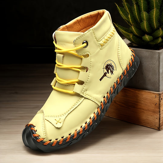 Schnürhalbstiefel mit Kontrastnähten und Profilsohle für Herren