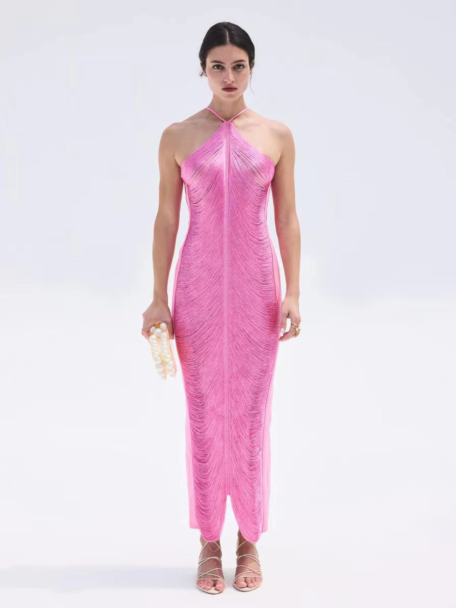 Elegantes langes Damenkleid mit Schlitz und raffiniertem Kragen