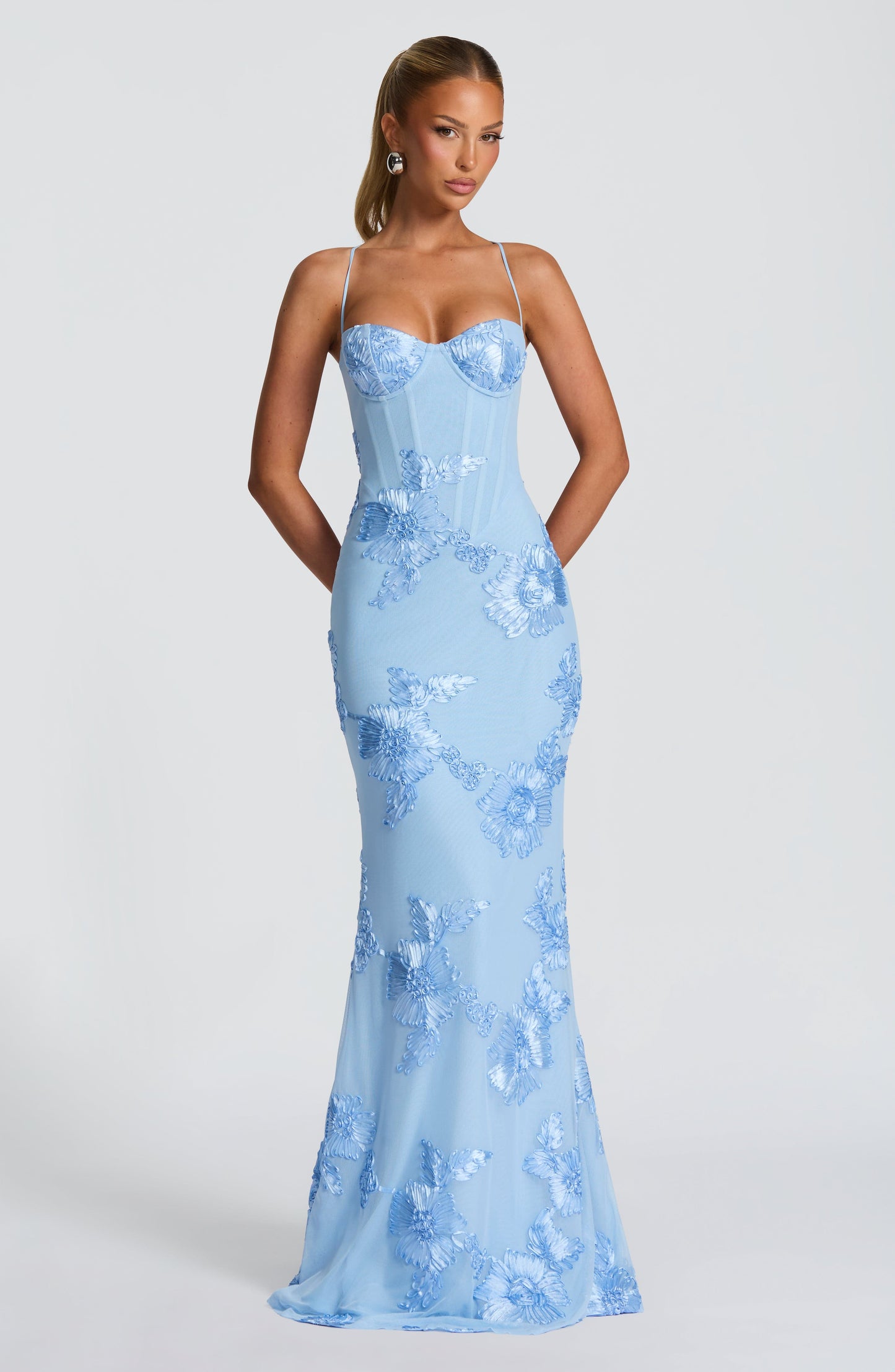 Maxikleid aus Velours mit herzförmigem Ausschnitt