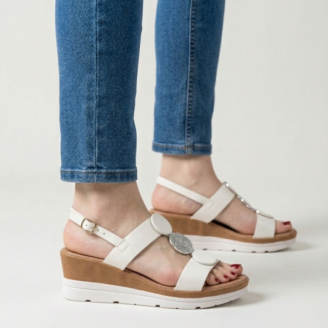Modische Sandalen mit Keilabsatz und hohem Tragekomfort