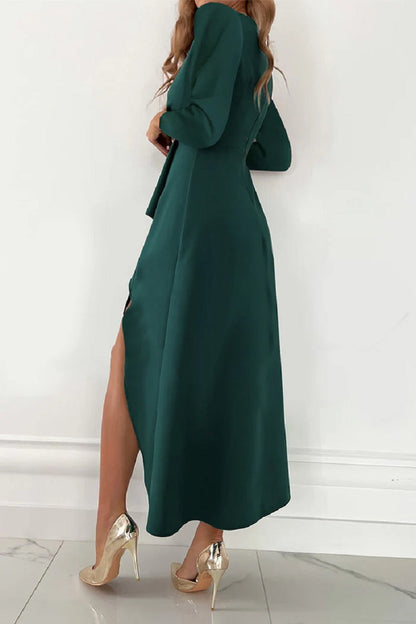 Elegantes einfarbiges plissiertes Damenkleid