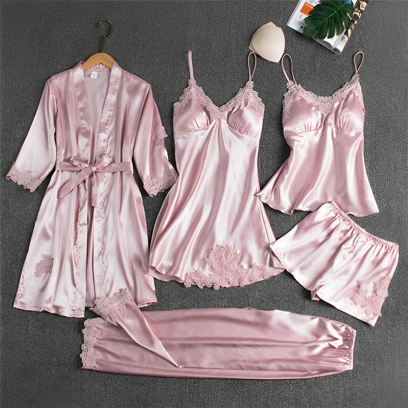 Luxuriöses Sexy Damen-Pyjama-Set