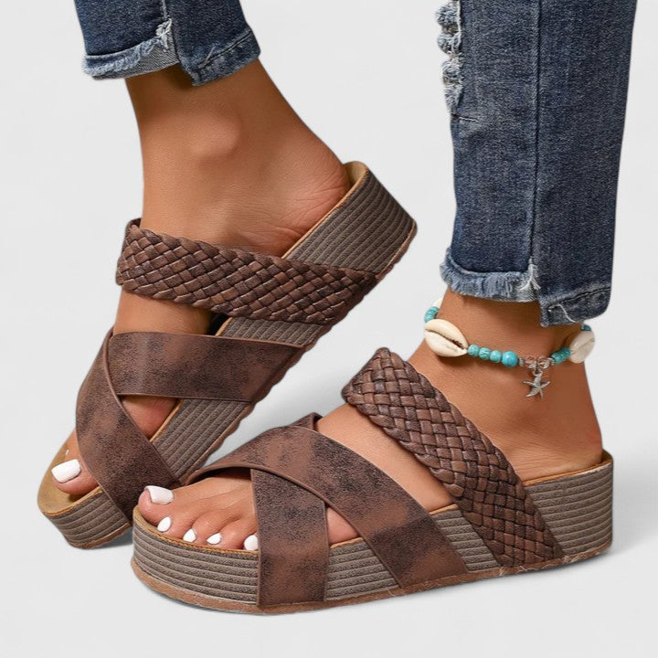 Elegante Damen Sandalen mit Riemchen