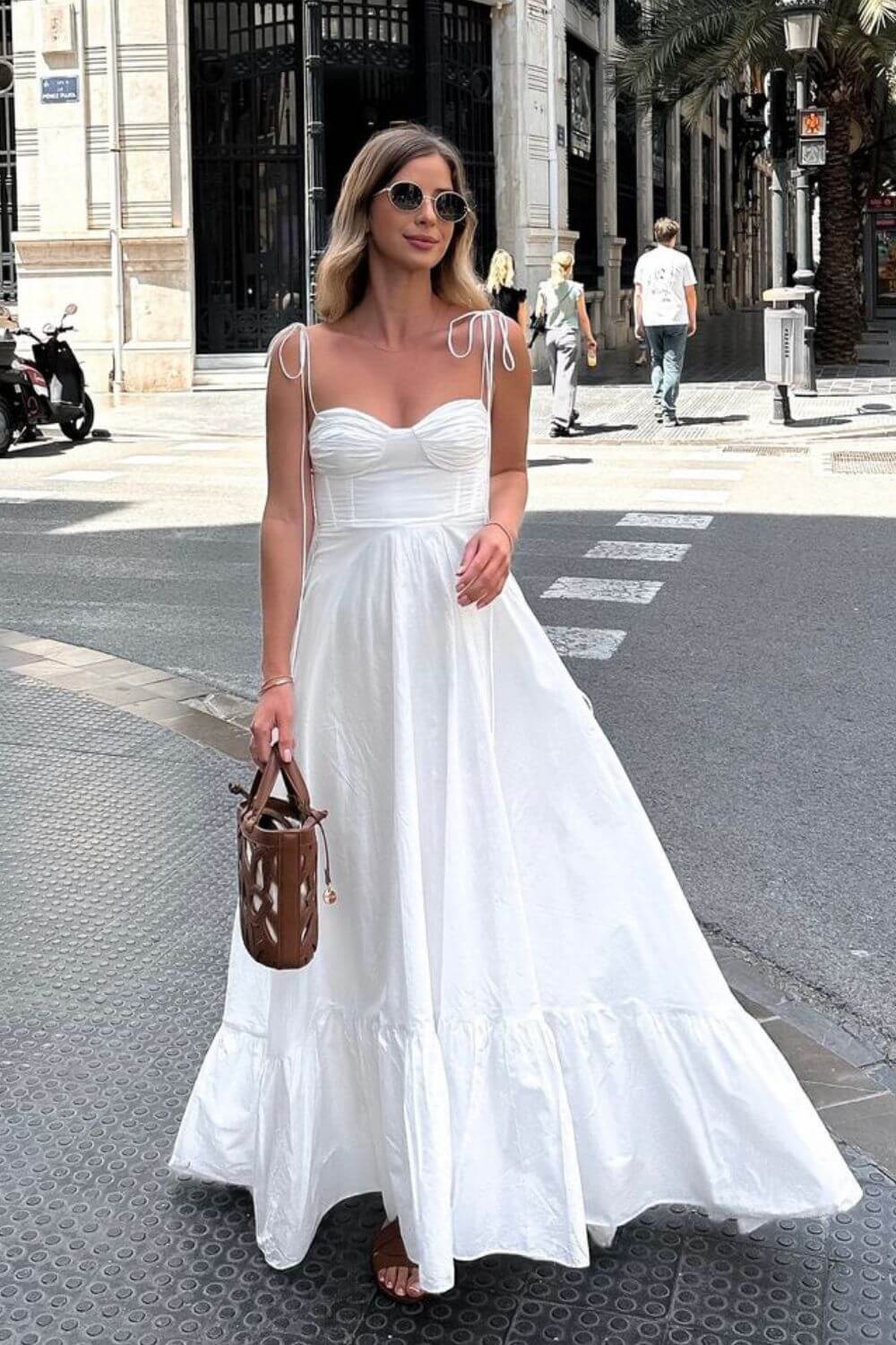 Polyester weißes langes Kleid bis zum Knöchel