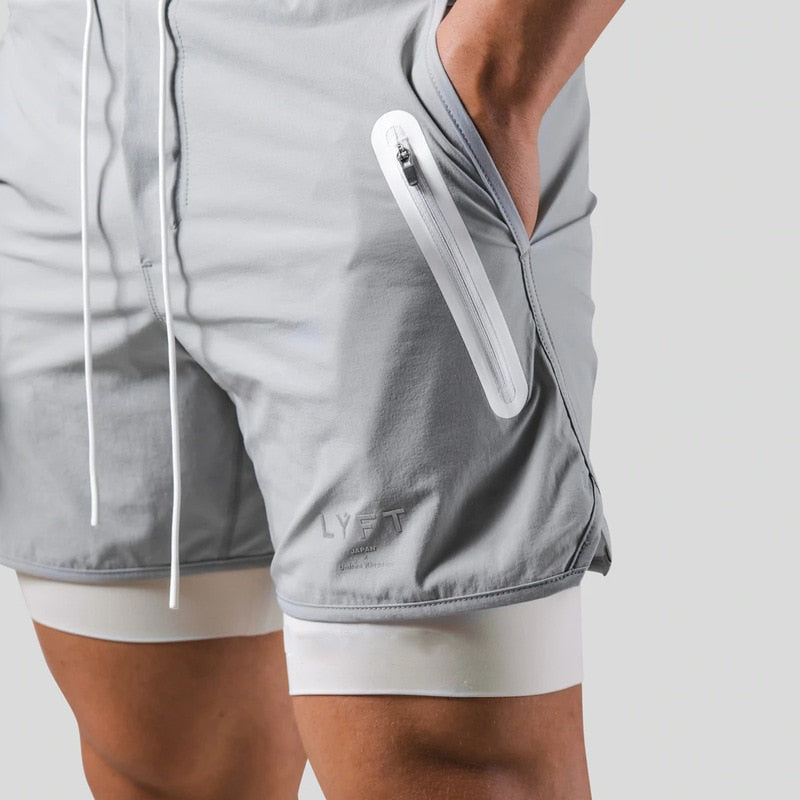 Herren-Trainingshose mit integrierten Kompressionsshorts