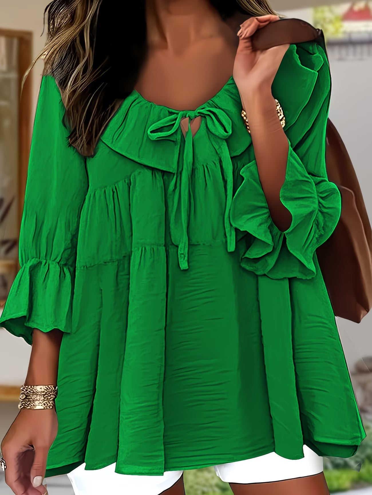 Elegante Bluse mit Rüschensaum am Ausschnitt für Damen