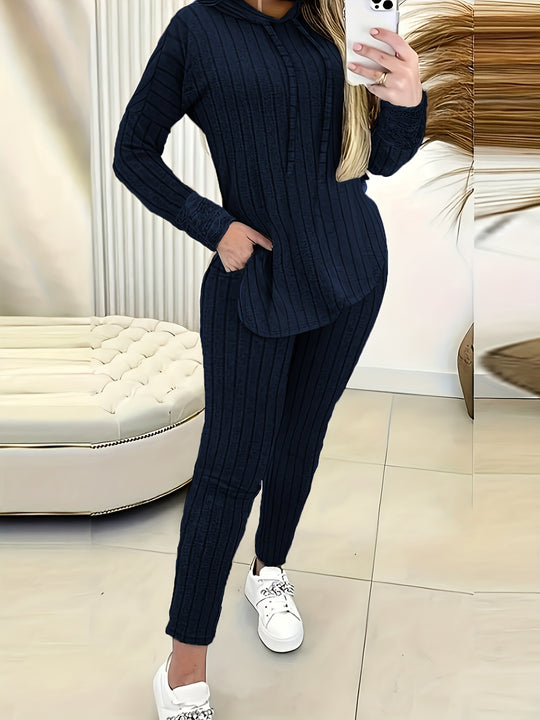 Zweiteiliges Strickset mit Kapuzenpullover und Hose für Damen