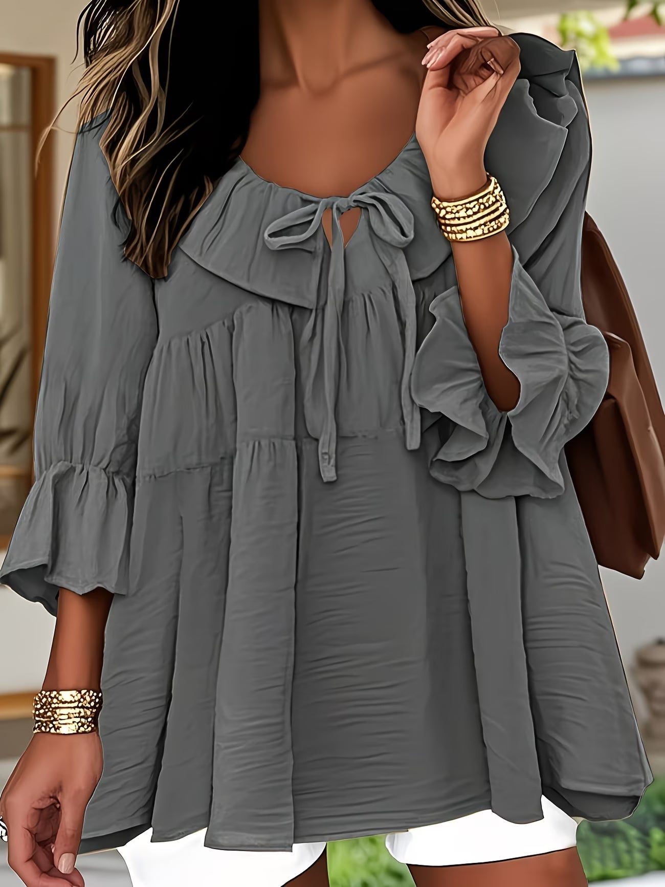 Elegante Bluse mit Rüschensaum am Ausschnitt für Damen