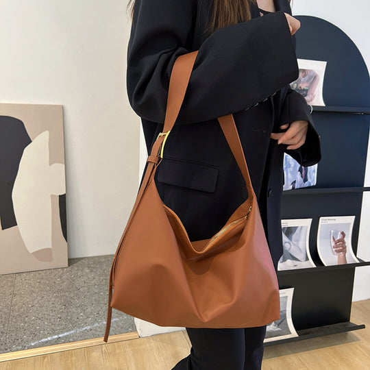 Minimalistische Schultertasche mit Reißverschluss für Damen
