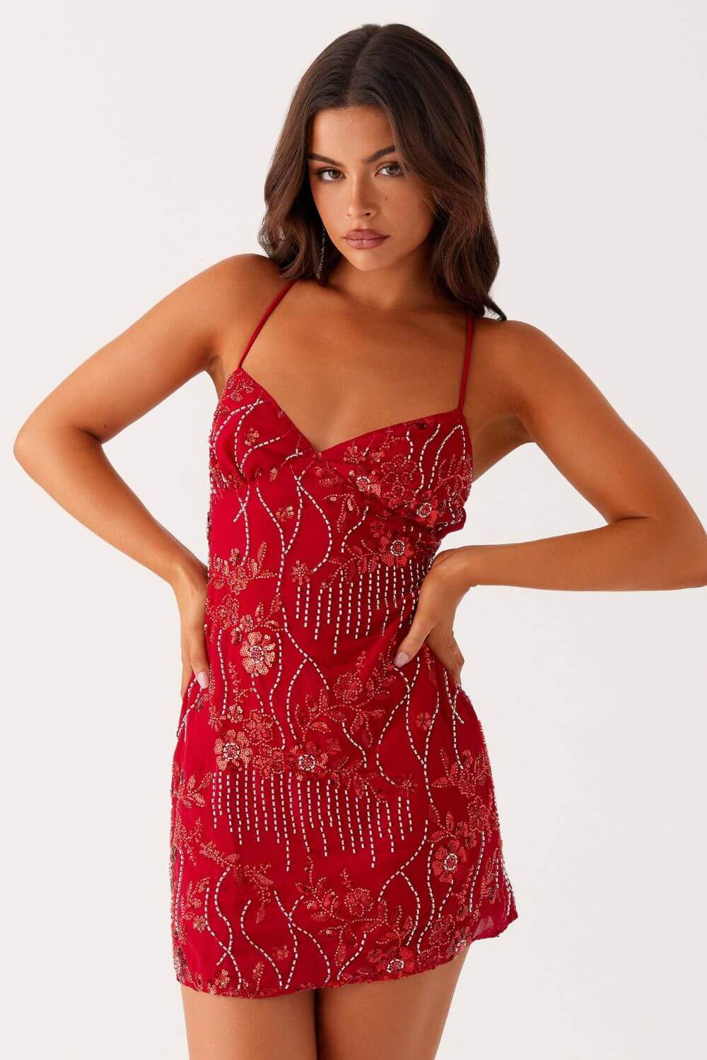 Kurzkleid mit Paillettenverzierung