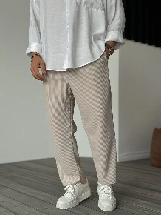 Herren Hose Mit Klassischem Schnitt Und Dezentem Design