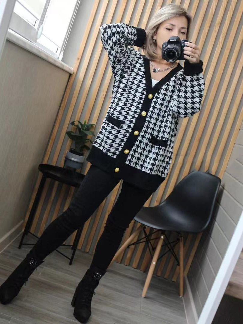 Damen Strickjacke Mit Karomuster Und V-Ausschnitt