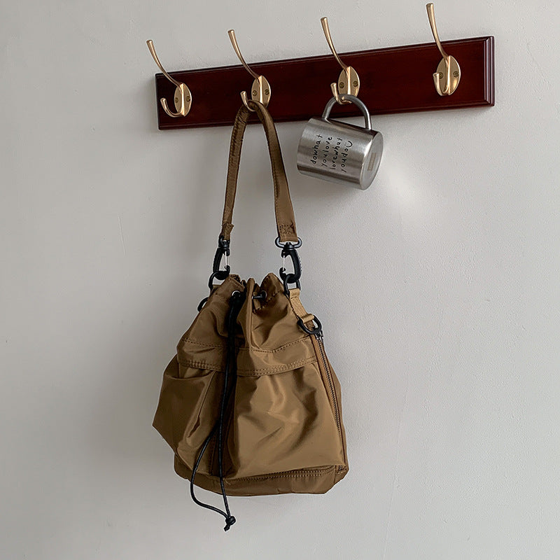 Nylon Kordelzug-Beuteltasche mit abnehmbarem Griff und Schultergurt