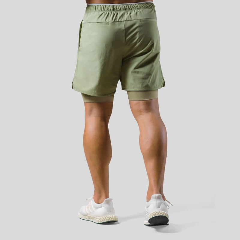 Herren-Trainingshose mit integrierten Kompressionsshorts