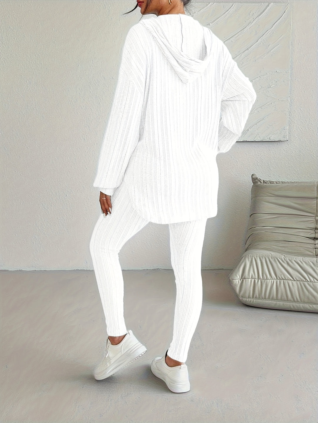 Zweiteiliges Strickset mit Kapuzenpullover und Leggings für Damen