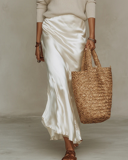 Satin-Midikleid mit kuscheliger Pulloverlage