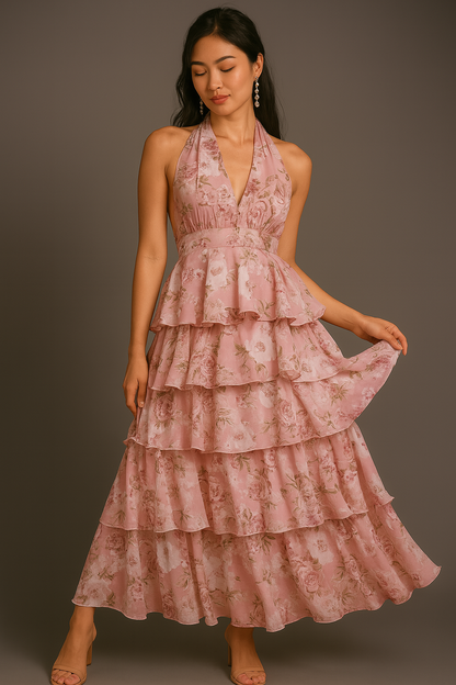 Maxikleid mit Neckholder, gestuftem Blumenmuster, Rüschen und Taillendetail