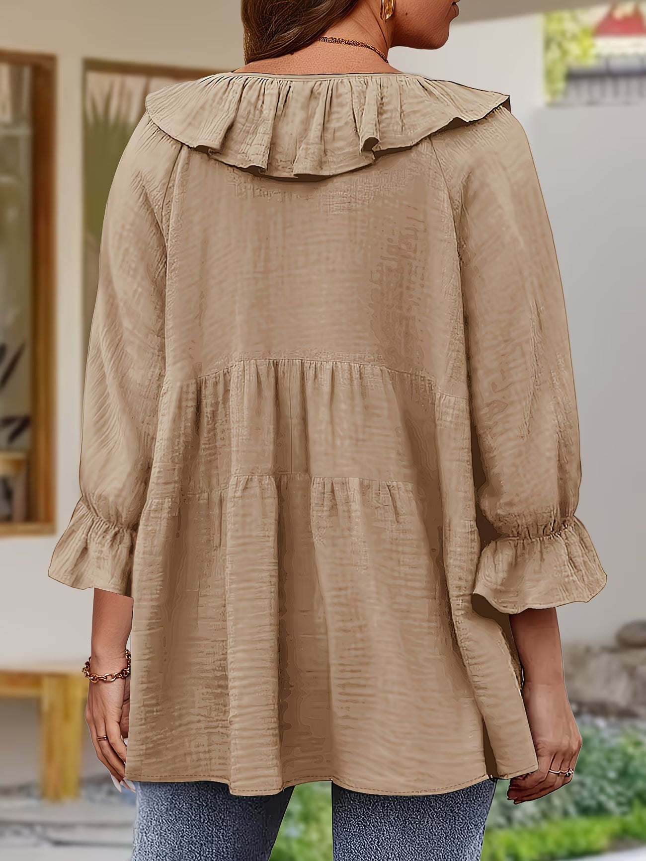 Elegante Bluse mit Rüschensaum am Ausschnitt für Damen