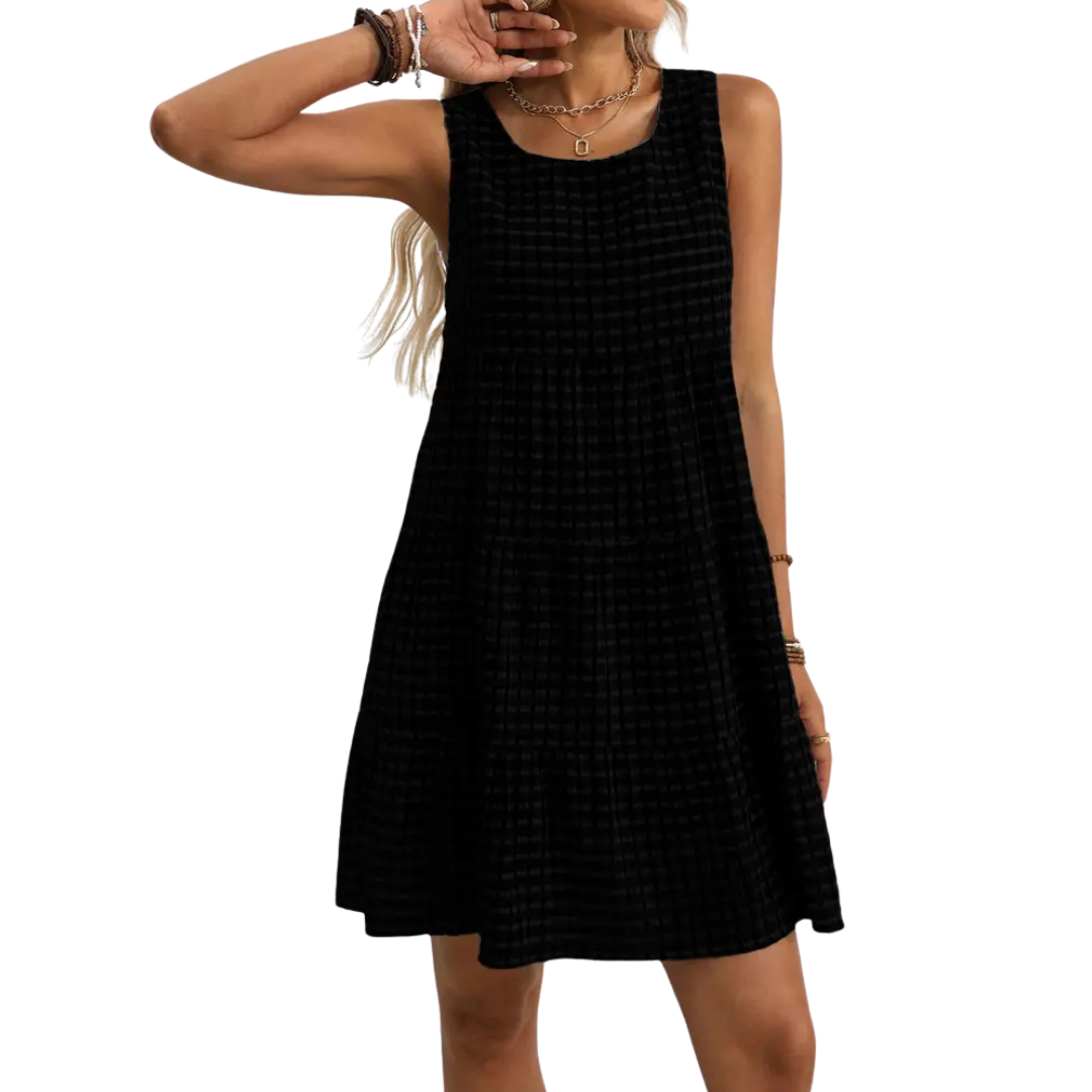 Ärmelloses kariertes Kleid mit Rüschen