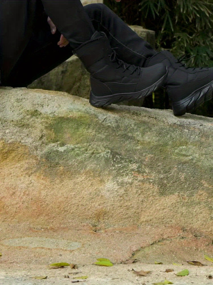 Schnürstiefel mit hohem Schaft und Profilsohle für Herren