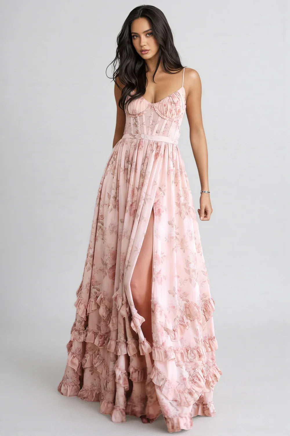 Maxikleid mit Spaghettiträgern und Rüschensaum