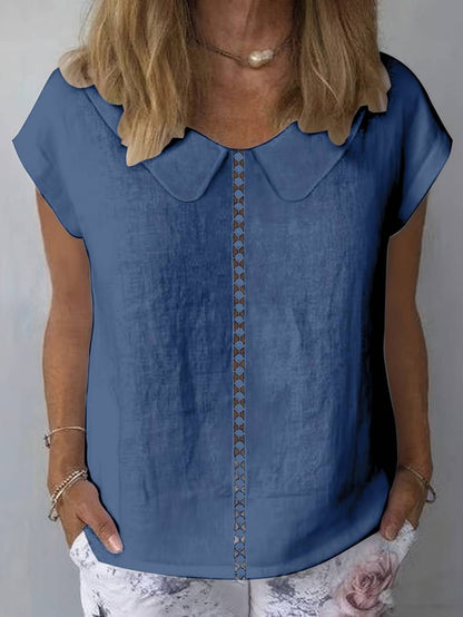 Kurzarm-Pullover mit Spitzenbesatz und Reverskragen