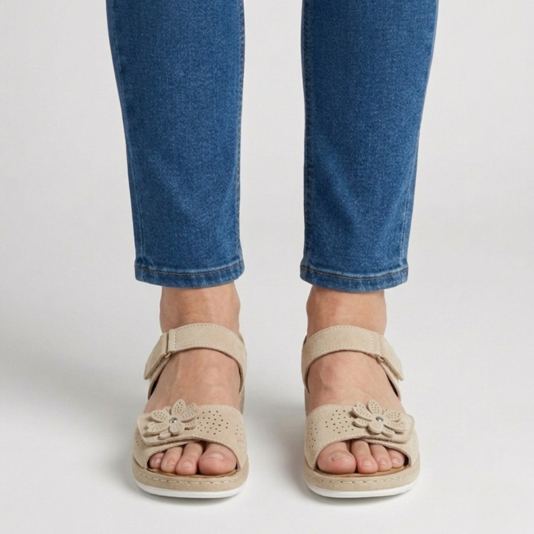 Damensandalen mit Blumenmuster und hohem Komfort